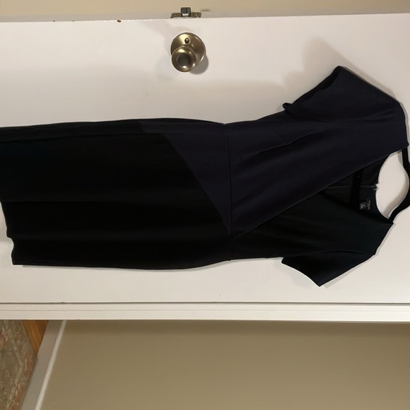 Ann Taylor The All Day Ponte Dress in color block black and navy. Size 8P. - Picture 4 of 11